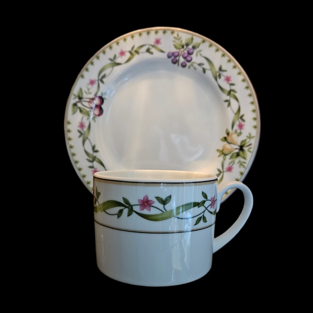 Studio Nova Floral Patterned Cup and Saucer Set (2 Sets)